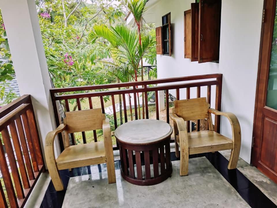 Hotel Baan Nai Suan Bophut Exterior foto